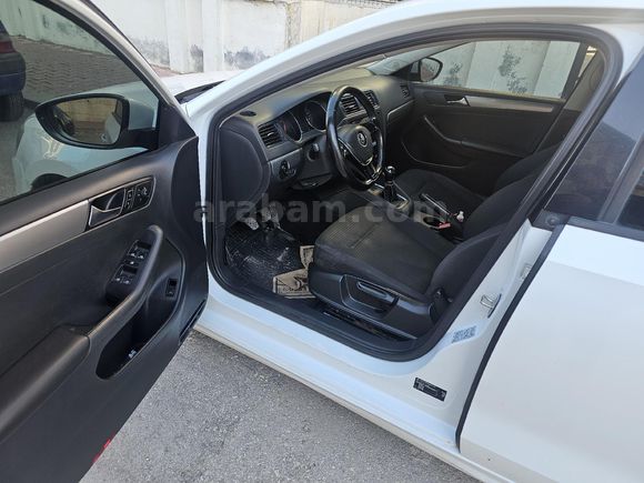 EMSALLERİNİN EN UYGUNU HATASIZ 1.2 TSi Trend 2015 Model Benzinli Manuel ACİL SATILIK