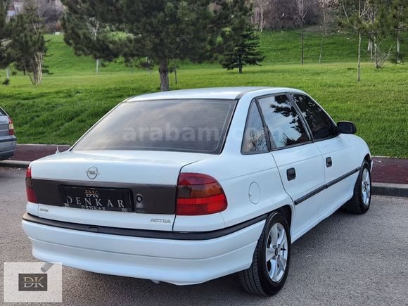 -DENKAR-ASTRA 1.4 GL98 MODEL ÇOK TEMİZ MOTOR SIFIR YAPILMIŞTIR