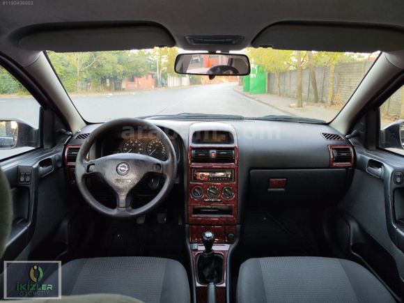 2006 MODEL HATCHBACK OPEL ASTRA