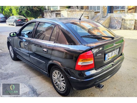 2006 MODEL HATCHBACK OPEL ASTRA