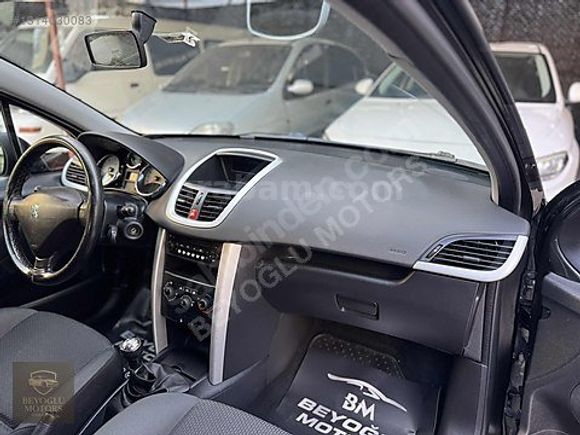 BEYOĞLU MOTORS ÜSKÜDAR'DAN EKONOMİK DİZEL 207 DÜŞÜK KM...