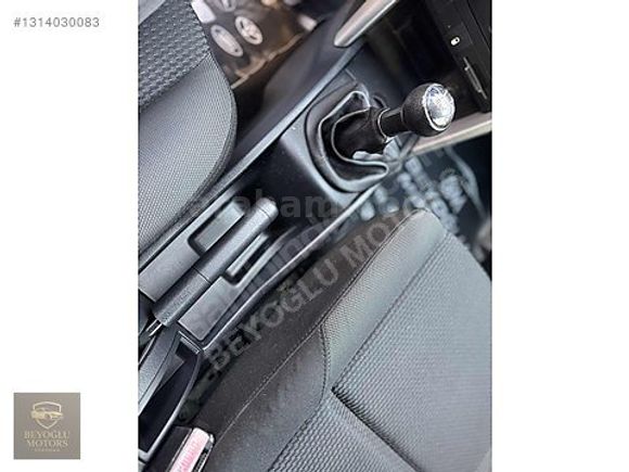 BEYOĞLU MOTORS ÜSKÜDAR'DAN EKONOMİK DİZEL 207 DÜŞÜK KM...