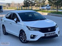 2022 HATASIZ BOYASIZ TRAMERSİZ 50.000 KM K.K 12 TAKSİT İMKANI