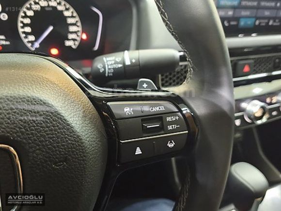 AVCIOĞLU - 2024 HONDA CIVIC 1.5 ELEGANCE HATASIZ BOYASIZ