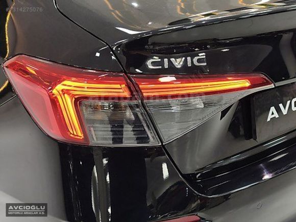 AVCIOĞLU - 2024 HONDA CIVIC 1.5 ELEGANCE HATASIZ BOYASIZ