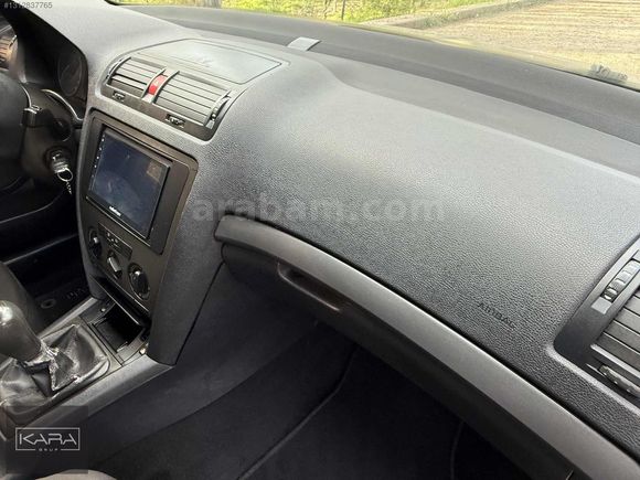KARA GRUP OCTAVİA 1.6 A5 KASA