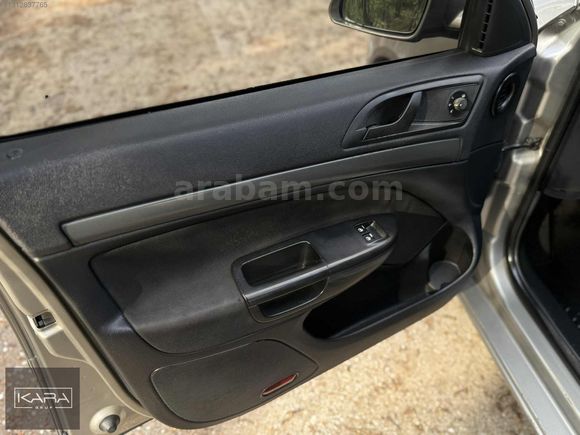 KARA GRUP OCTAVİA 1.6 A5 KASA