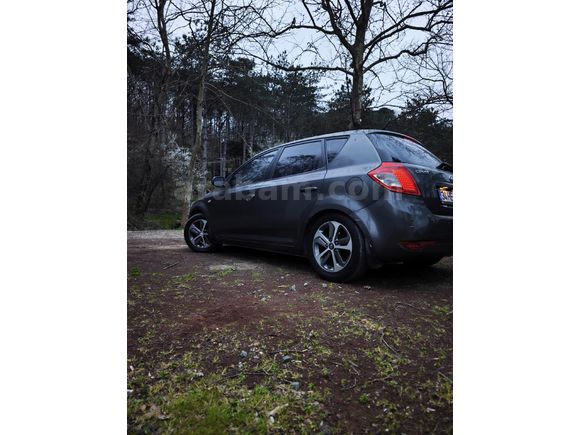 Sahibinden Kia Ceed 1.4 Cool 2010 Model