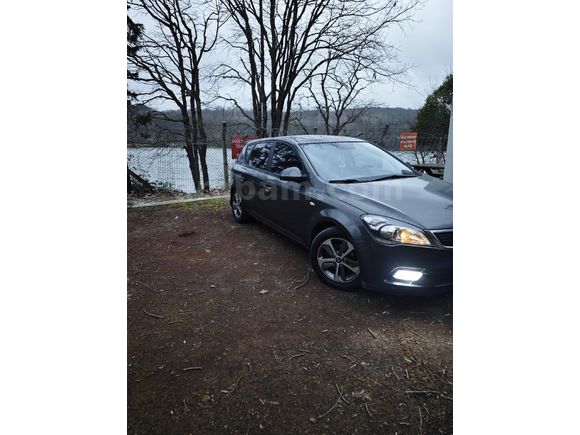 Sahibinden Kia Ceed 1.4 Cool 2010 Model