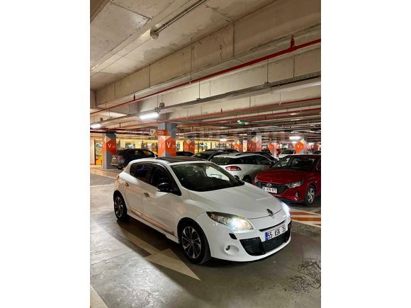 DEĞİŞENSİZ FRANSIZ KASA MEGANE 3