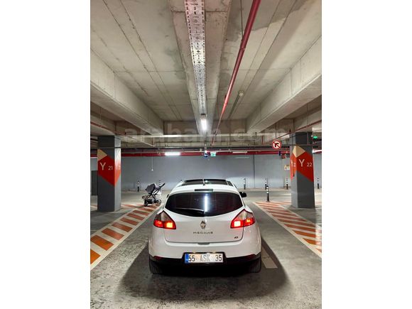 DEĞİŞENSİZ FRANSIZ KASA MEGANE 3
