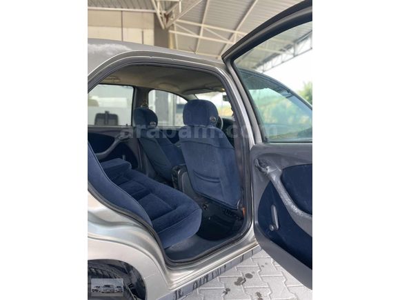 TEMİZ BAKIMLI KLİMALI 2000 MODEL