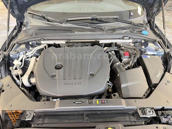 VOLVO S60 2.0 B5 AWD HATASIZ BOYASIZ 2021 6.AY ÇIKIŞLI KM:67.000