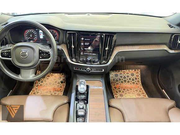 VOLVO S60 2.0 B5 AWD HATASIZ BOYASIZ 2021 6.AY ÇIKIŞLI KM:67.000