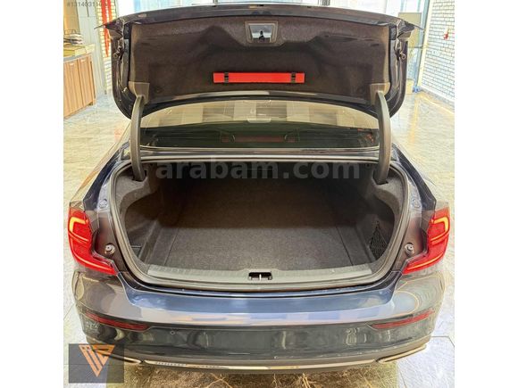 VOLVO S60 2.0 B5 AWD HATASIZ BOYASIZ 2021 6.AY ÇIKIŞLI KM:67.000