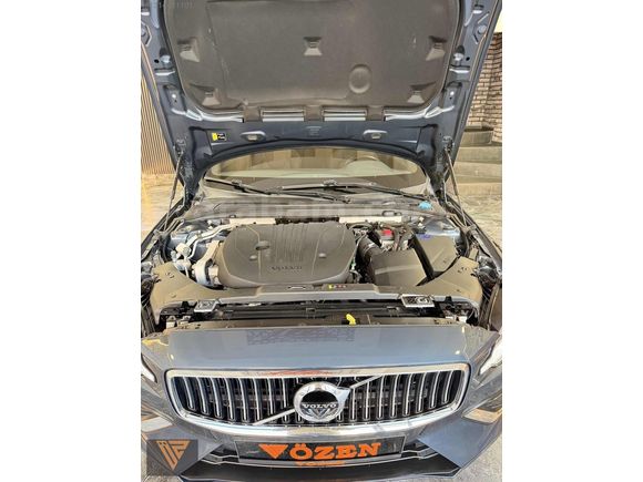 VOLVO S60 2.0 B5 AWD HATASIZ BOYASIZ 2021 6.AY ÇIKIŞLI KM:67.000