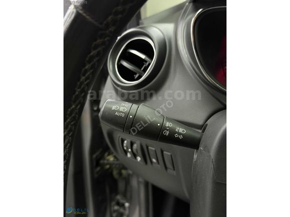 DELİL'DEN 2018 ICON CAPTUR DİZEL 1.5 OTOMATİK ÇİFT RENK