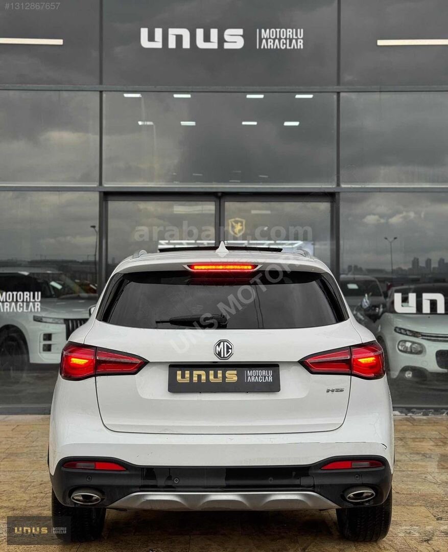 Galeriden MG HS 1.5 T-GDI Luxury 2022 Model Ankara 77.000 km Beyaz 7