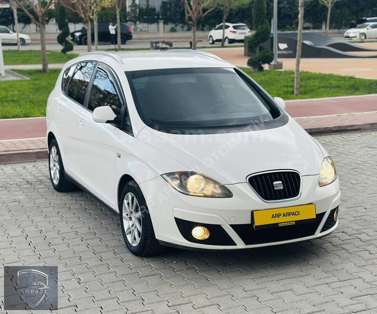 Galeriden Seat Altea 1.6 TDI Style XL 2011 Model Konya 265.000 km Beyaz 3