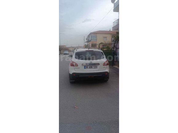 Sahibinden Nissan Qashqai 1.5 dCi Black Edition 2013 Model 