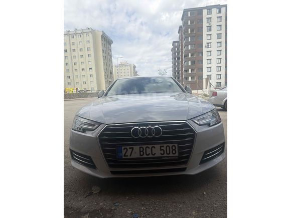 Sahibinden Audi A4 Sedan 1.4 TFSI 2019 Model  175.000 km Beyaz