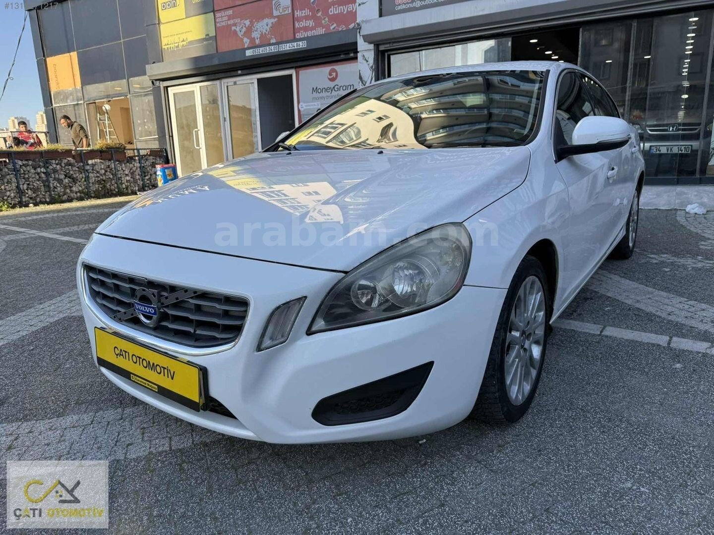 Galeriden Volvo S60 1.6 D Premium 2012 Model İstanbul 340.000 km Beyaz 4