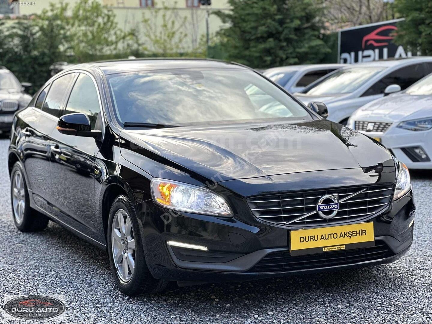 Galeriden Volvo S60 1.6 D Premium 2014 Model Konya 173.000 km Siyah 4