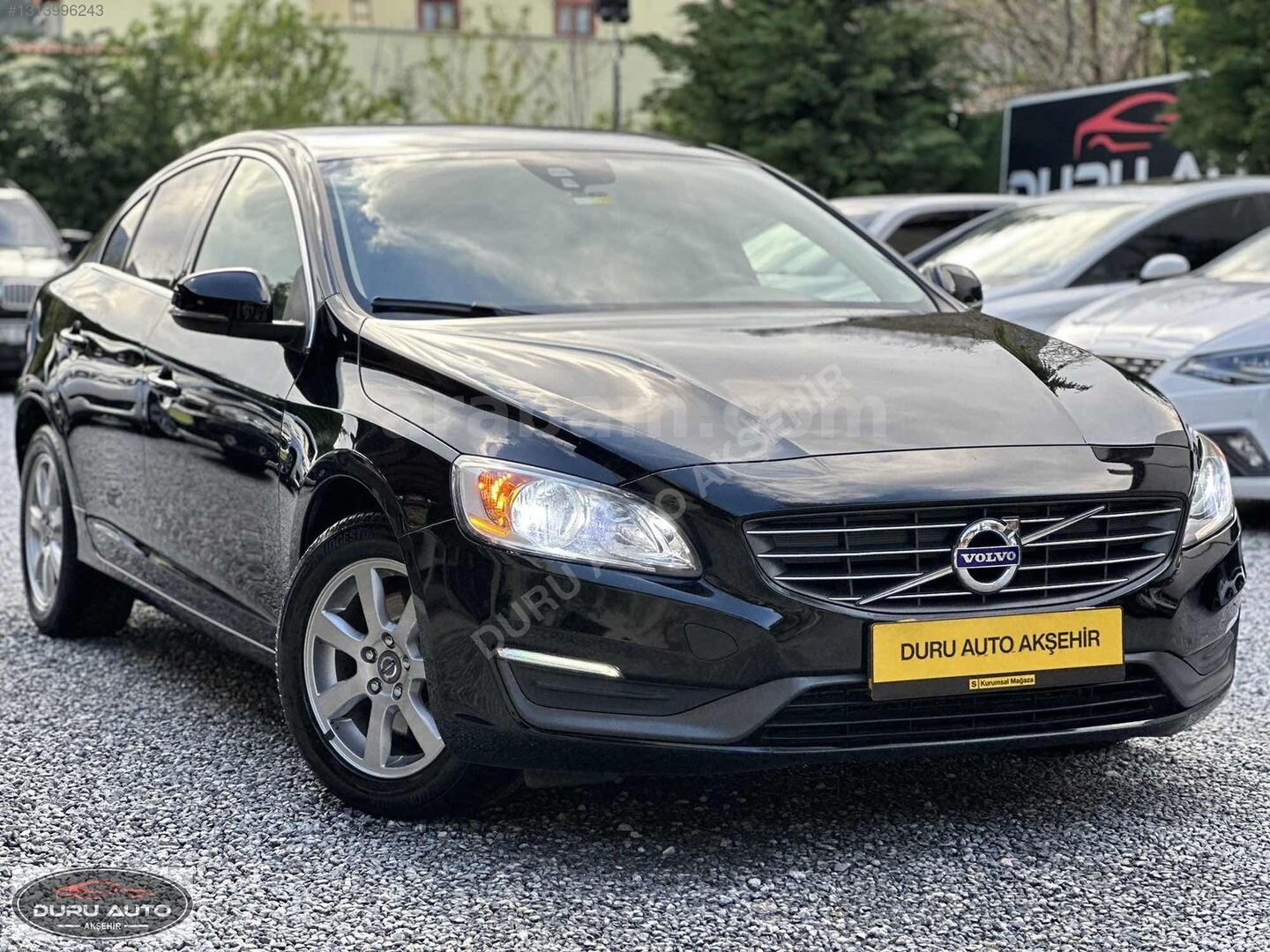 Galeriden Volvo S60 1.6 D Premium 2014 Model Konya 173.000 km Siyah 1