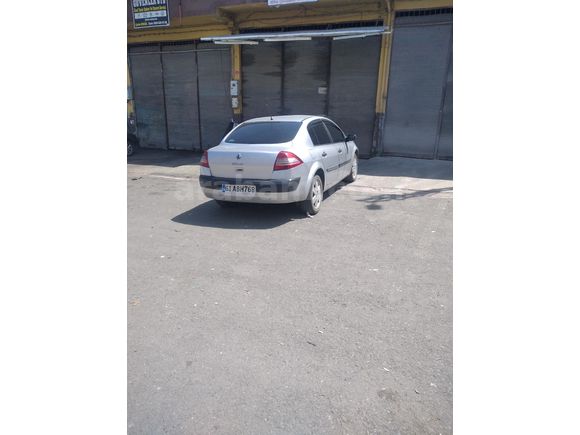 Sahibinden Renault Megane 1.5 dCi Authentique 2009 Model 183.500 km AİLE aracı