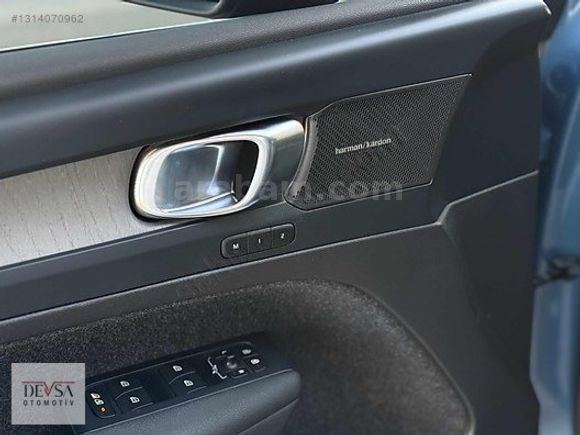 2022 VOLCO XC40 1.5 T2 PLUS BRİGHT HARMAN/ ISITMA/SERVİS BAKIMLI