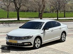 2016 MODEL 1.6 TDI OTOMATİK R LİNE AĞIR BAKIMLARI YAPILI PASSAT