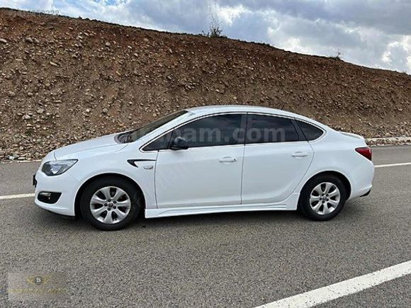 BATARAY AUTODAN OTOMOTİK 1.4T OPEL ASTRA