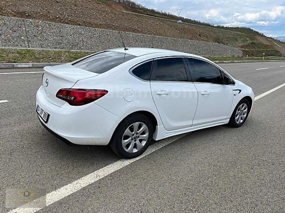 BATARAY AUTODAN OTOMOTİK 1.4T OPEL ASTRA