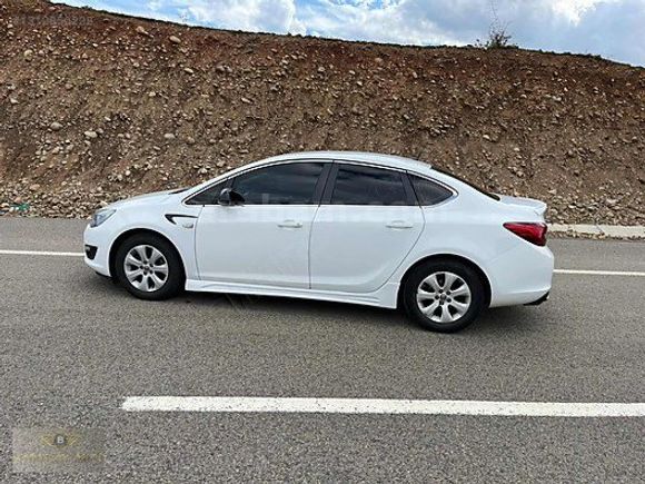BATARAY AUTODAN OTOMOTİK 1.4T OPEL ASTRA