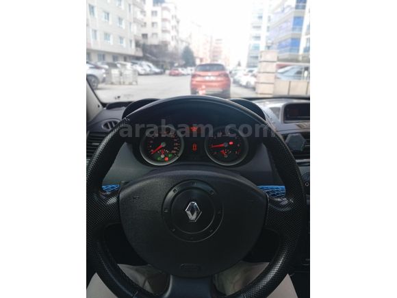 Sahibinden Renault Megane 1.6 Dynamique 2004 Model