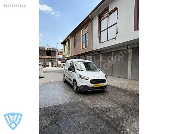 TUNÇSAN AUTO/2022 MD COURİER HATASIZ SADECE 103000 KM 6 İLERİ