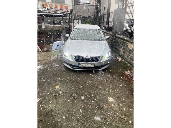 Sahibinden Skoda SuperB 1.6 TDI Style 2017 Model Trabzon 171.000