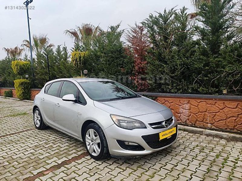 Galeriden Opel Astra 1.6 Edition 2014 Model Manisa 145.000 km Gri