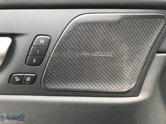 HATASIZ 2023 VOLVO XC60 2.0 B4 PLUS DARK+POLESTAR YAZILIM