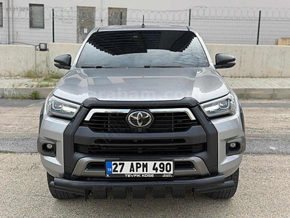 2023 TOYOTA HİLUX 2.4 4*4 İNVİNCİBLE JBL+DERİ+360