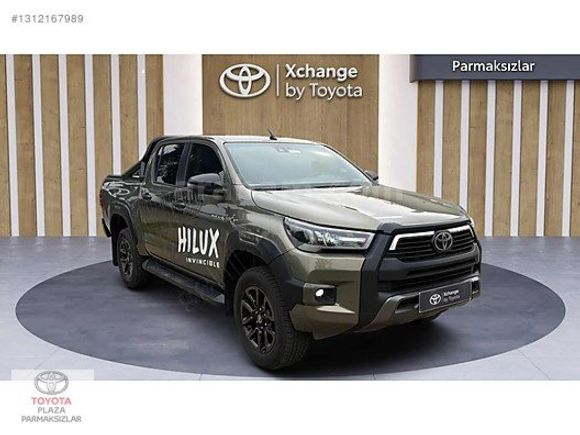 Hi-Lux 2.4 D-4D 4x4 Invincible (8.800 KM)