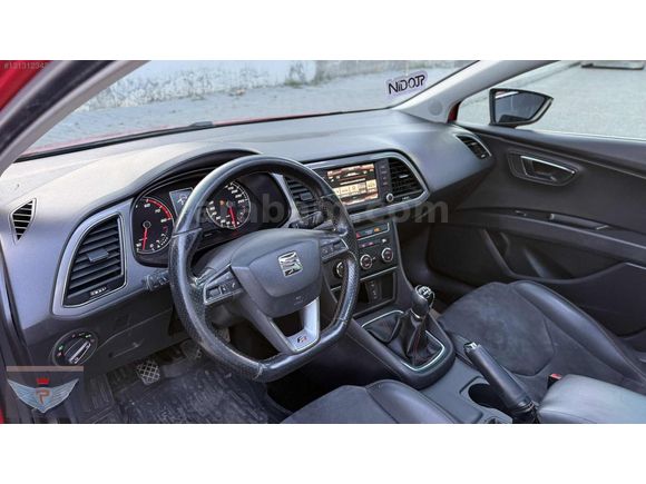 2015 KURLU MAKİNA KIRMIZI LEON CAM TAVAN 165.000KM