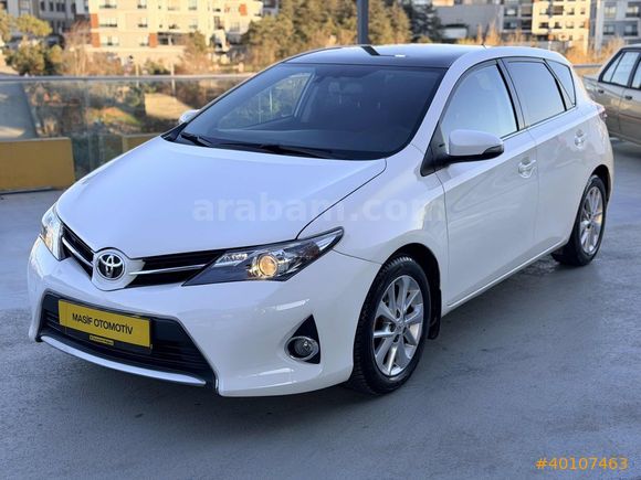 2015m 72000 km TOYOTA Auris 1.6 Advance Skypack Multidrive S