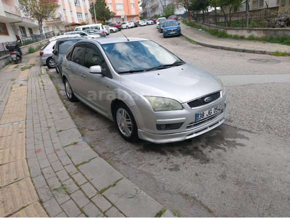 Sahibinden Ford Focus 1.6 TDCi Ghia 2007 Model  227.000 km Gri