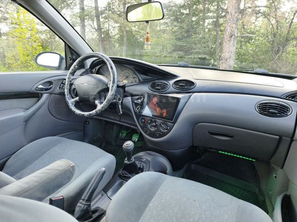 2001 FORD FOCUS 1.6 CHİA YENİ BOYALI MASRAFSIZ