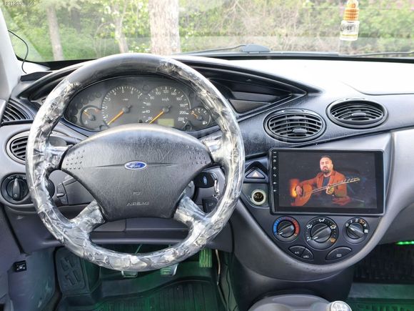 2001 FORD FOCUS 1.6 CHİA YENİ BOYALI MASRAFSIZ