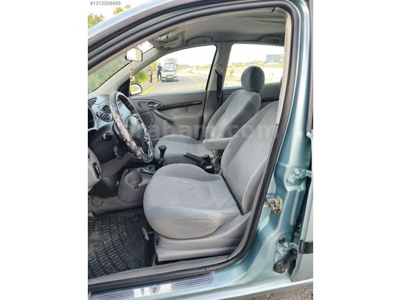 2001 FORD FOCUS 1.6 CHİA YENİ BOYALI MASRAFSIZ