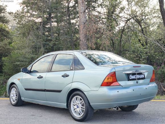 2001 FORD FOCUS 1.6 CHİA YENİ BOYALI MASRAFSIZ
