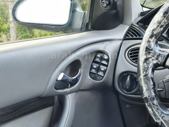 2001 FORD FOCUS 1.6 CHİA YENİ BOYALI MASRAFSIZ