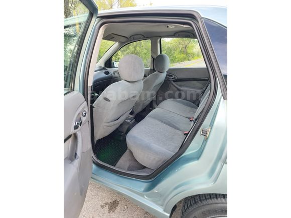 2001 FORD FOCUS 1.6 CHİA YENİ BOYALI MASRAFSIZ